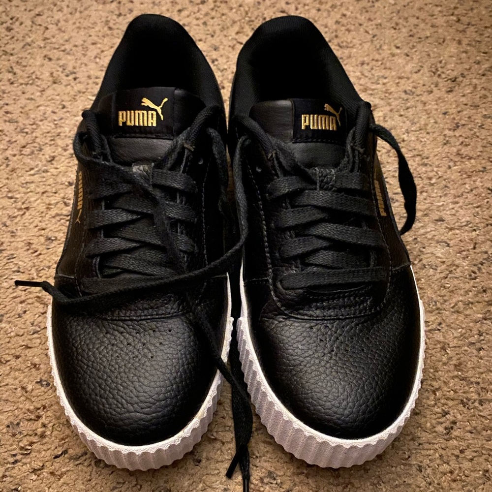 Puma Women’s Chunky Sneakers